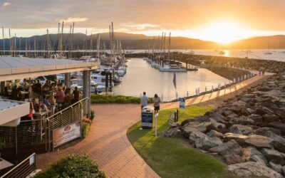 Best Restaurants in Airlie Beach: Waterfront Dining, Seafood and Local Gems